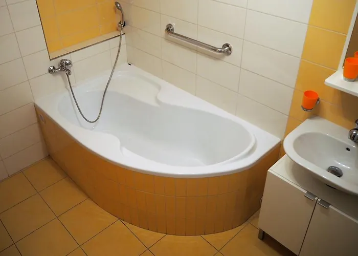 Adam Апартаменты